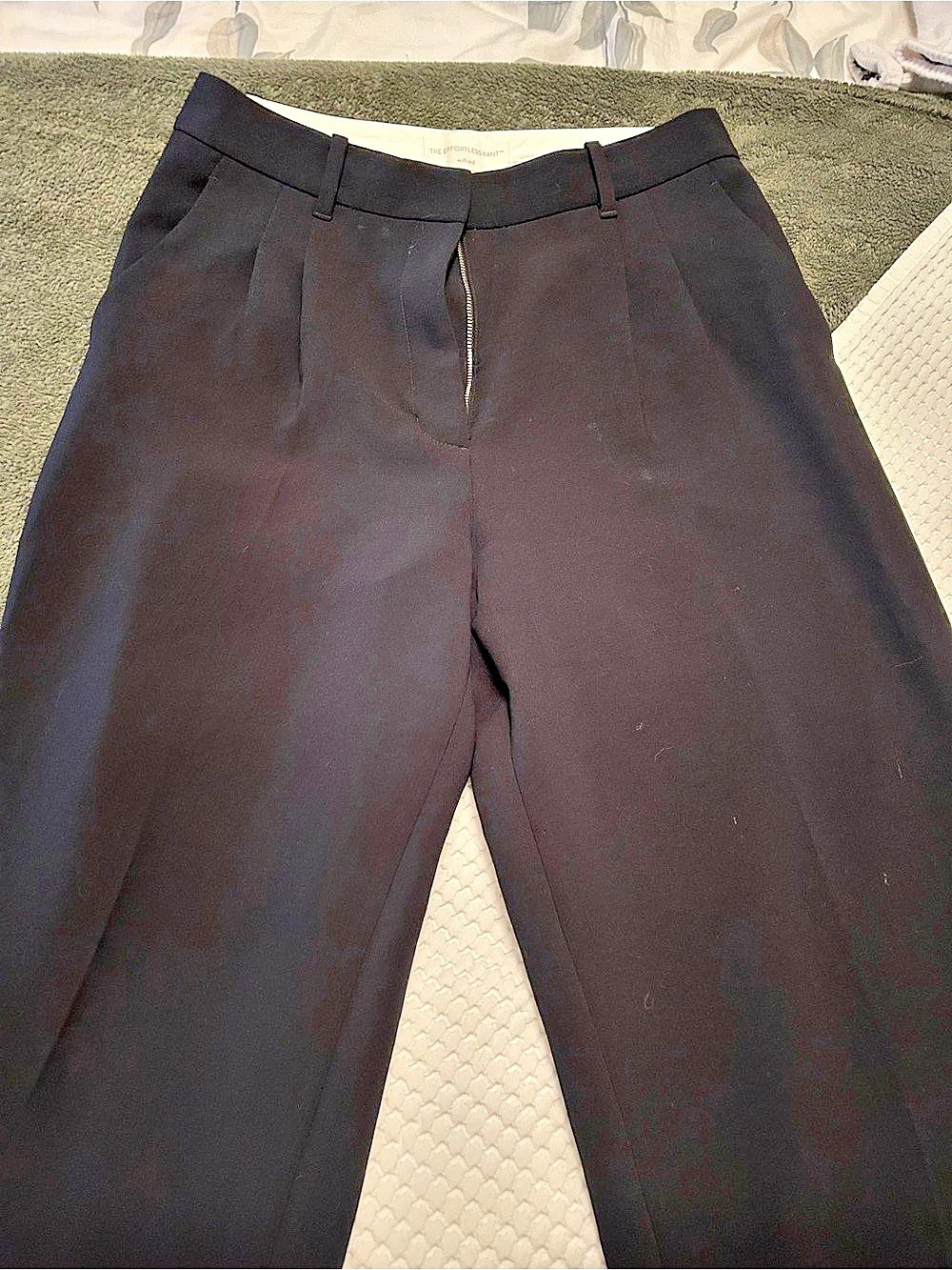 Aritzia The Effortless Pant Black Tailored Trousers - mid leg length